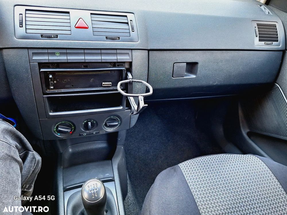 Skoda Fabia Sedan 1.2 Classic - 3