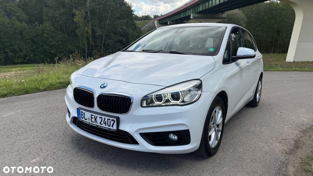 BMW Seria 2 218d - 34