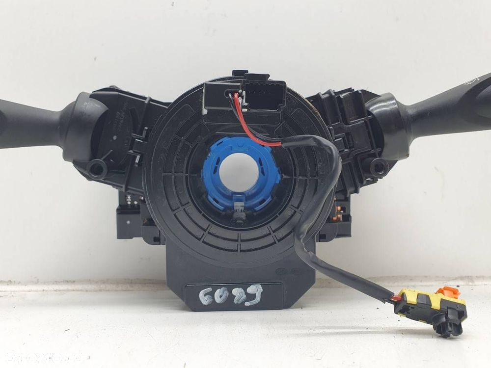 PRZEŁĄCZNIK ZESPOLONY TAŚMA MANETKI HYUNDAI I10 II 299132328 299132302 - 4