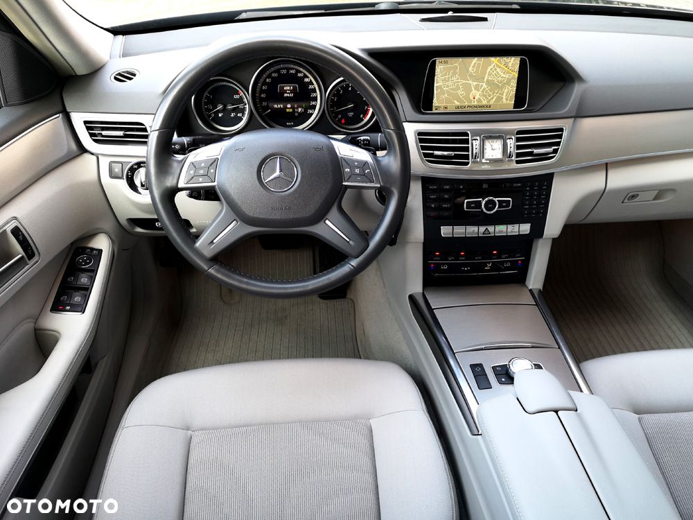 Mercedes-Benz Klasa E 200 7G-TRONIC Edition - 14