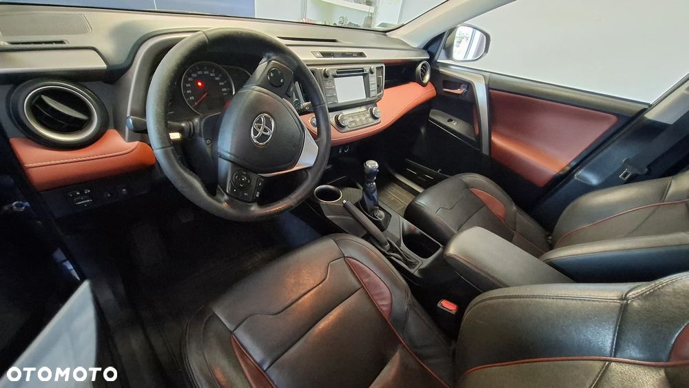 Toyota RAV4 - 17