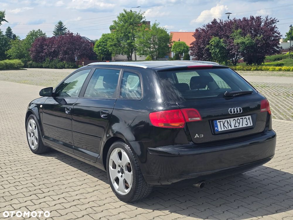 Audi A3 Sportback 1.6 FSI Ambition - 7