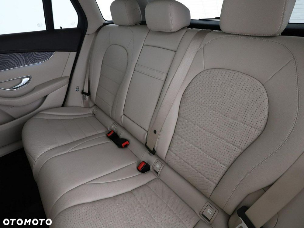Mercedes-Benz GLC 220 d 4Matic 9G-TRONIC Exclusive - 18