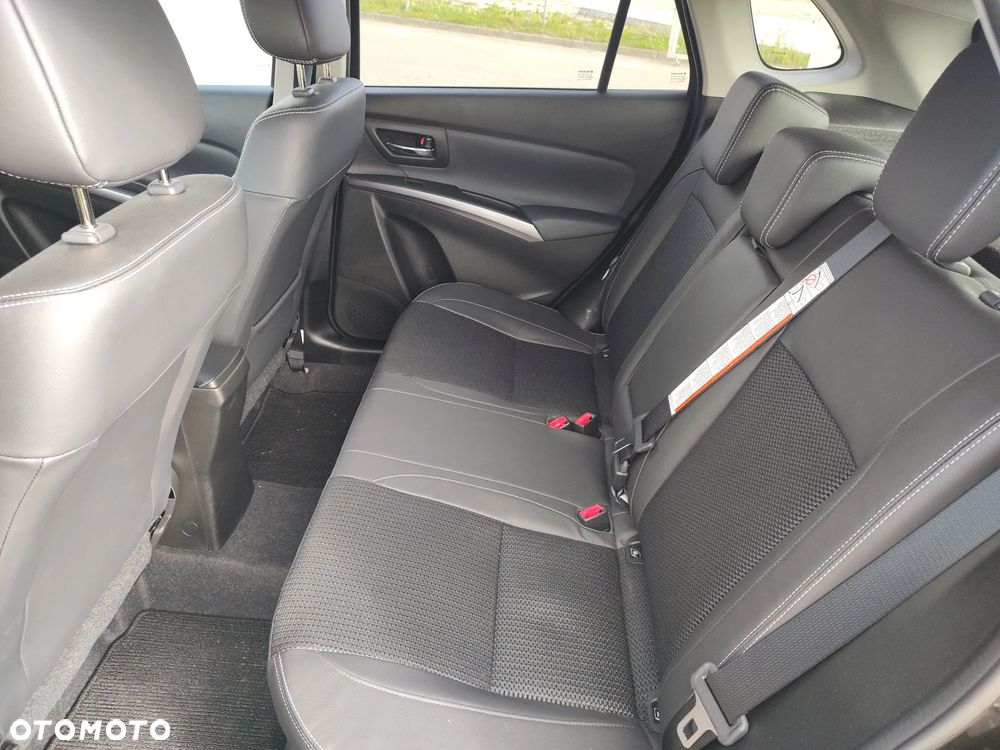 Suzuki S-Cross 1.4 SHVS Elegance - 29