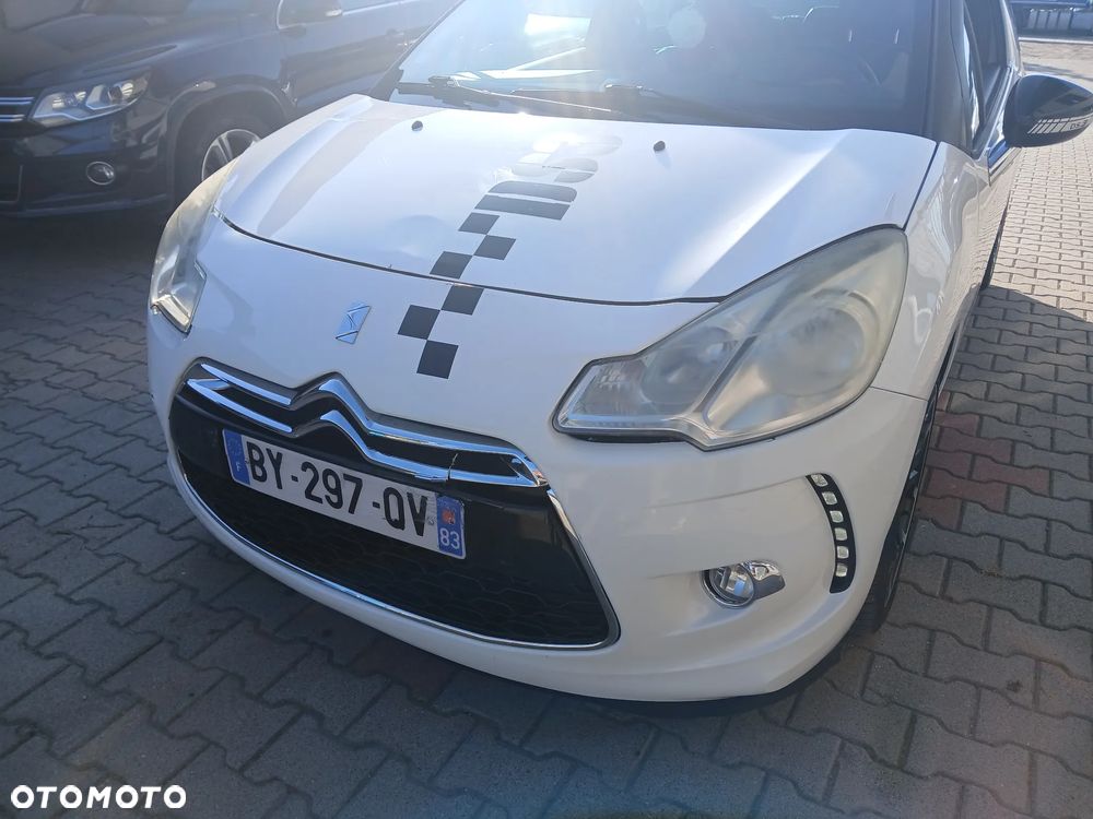 Citroën DS3 1.6 HDi SportChic - 5