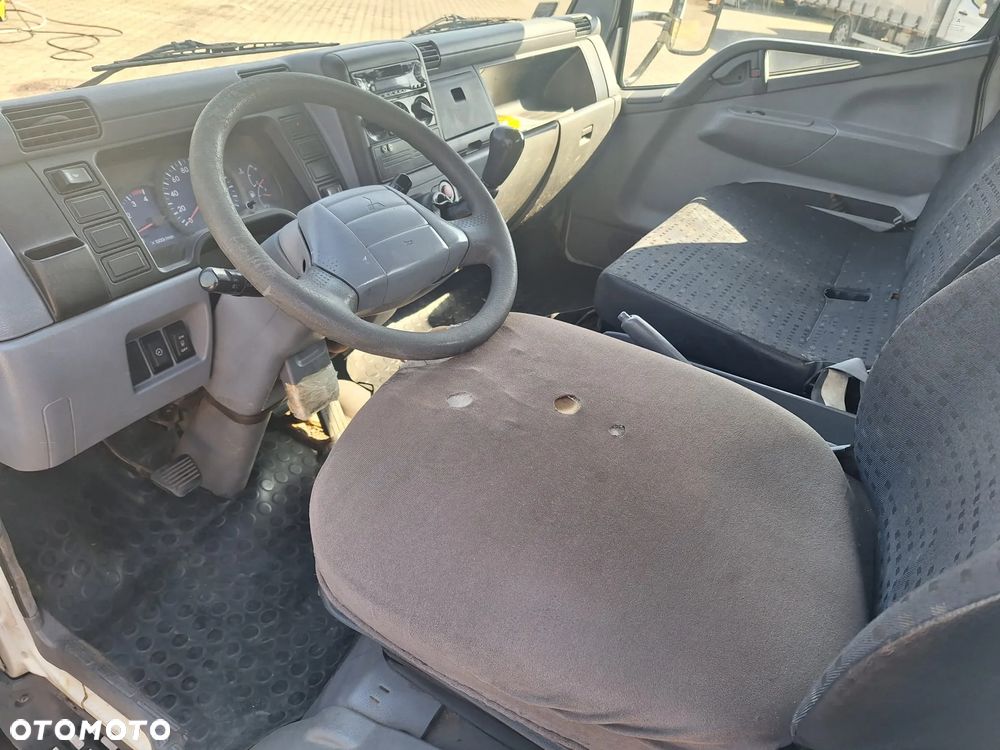 Mitsubishi Canter - 14