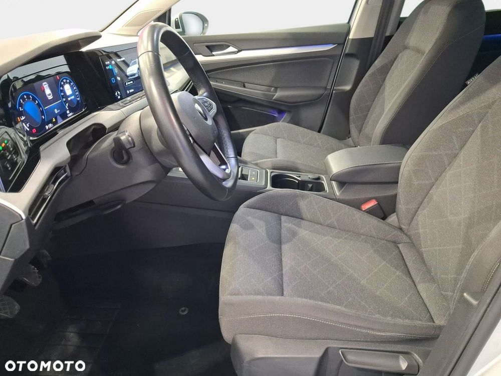 Volkswagen Golf Variant - 13