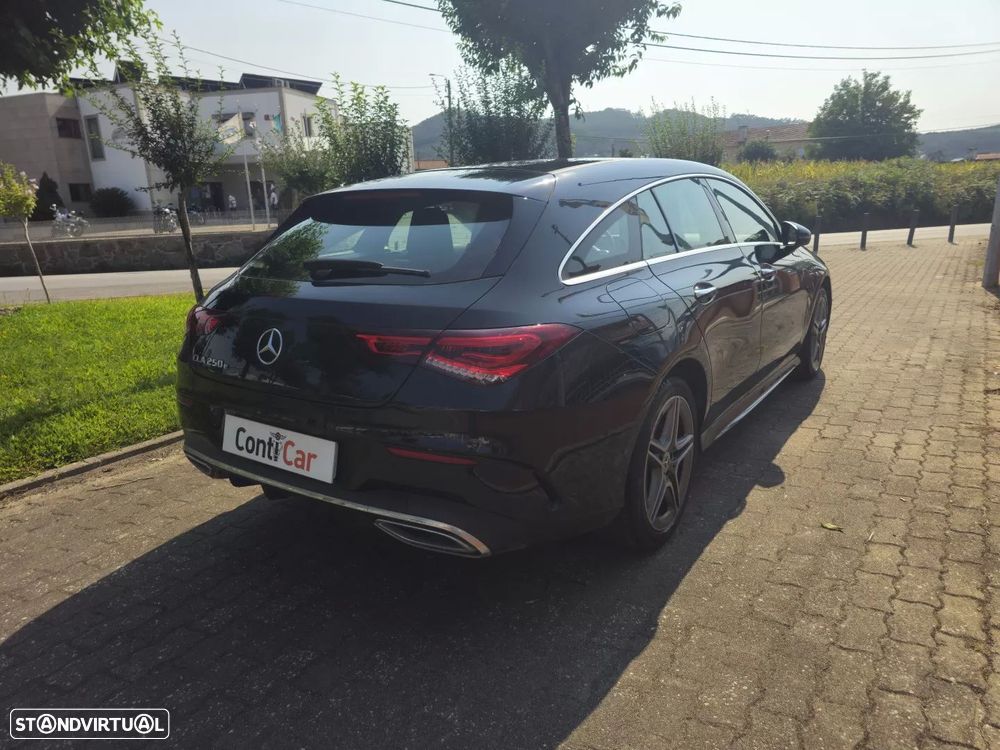 Mercedes-Benz CLA 250 e Shooting Brake AMG Line — fotografia 4