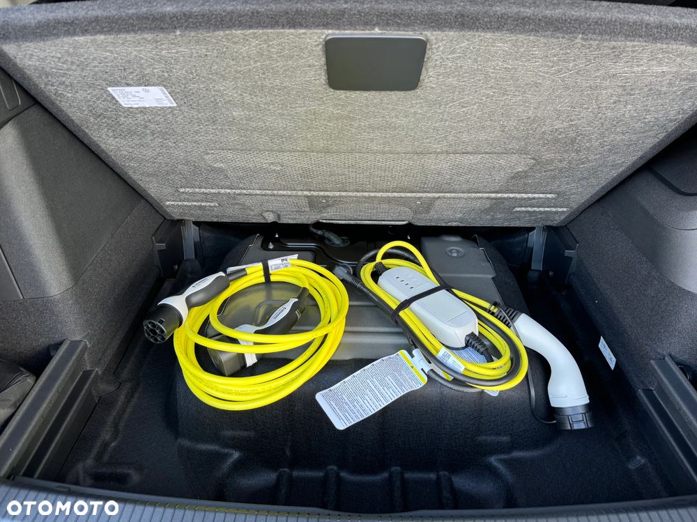 Volkswagen Tiguan 1.5 eHybrid PHEV 150kW Life Plus DSG - 24