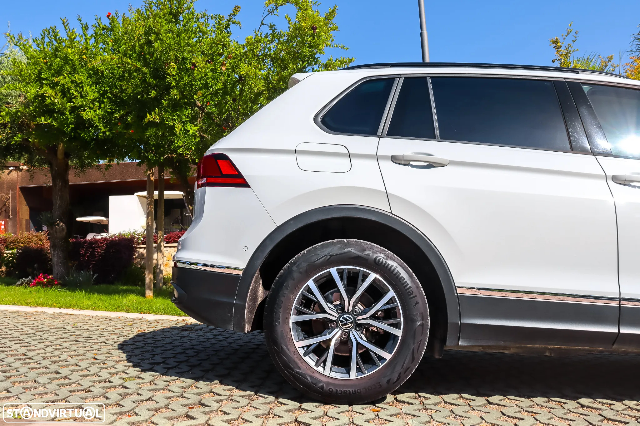 VW Tiguan 1.5 TSI Confortline - 14