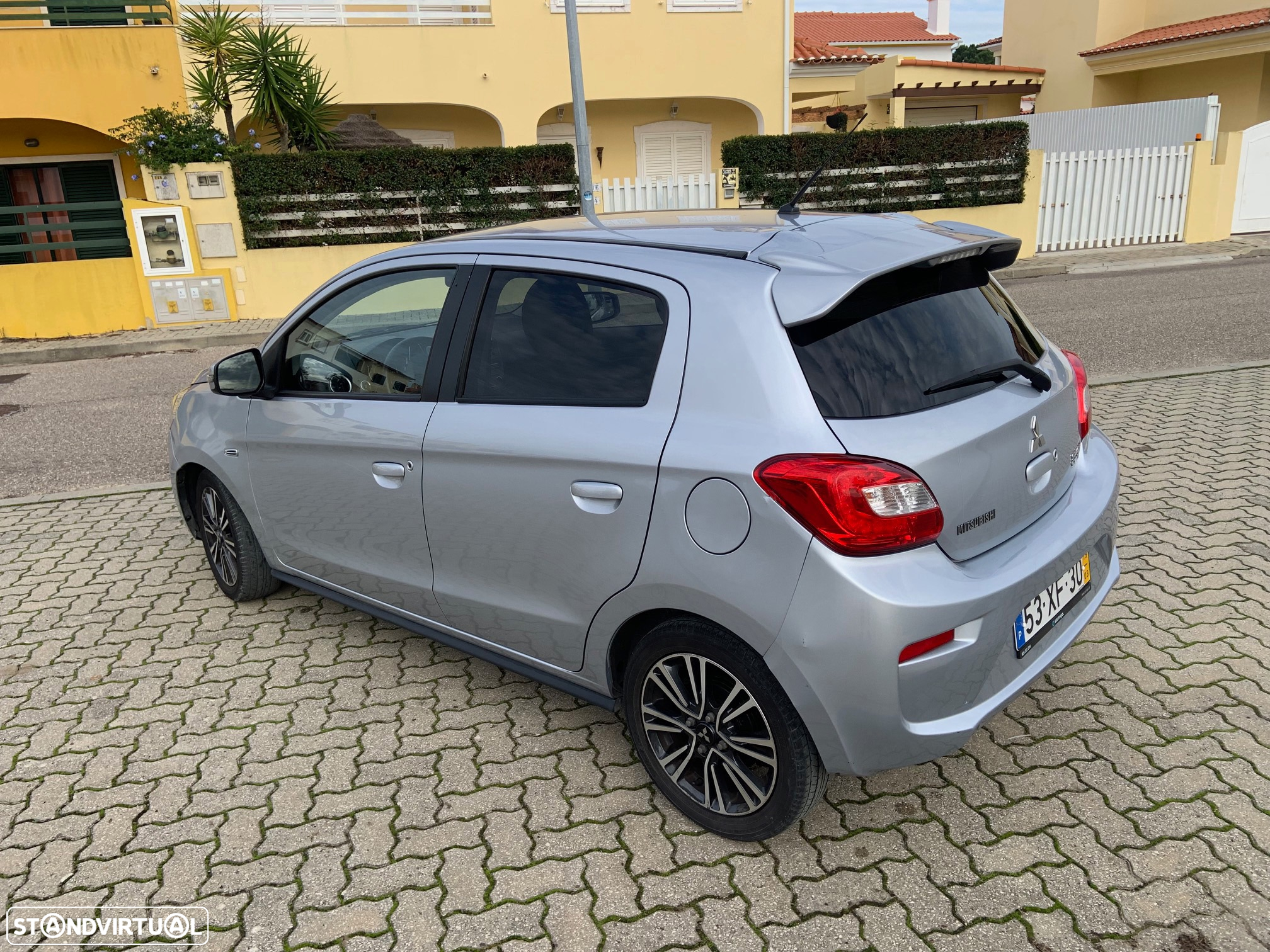 Mitsubishi Space Star 1.2 Intense - 7