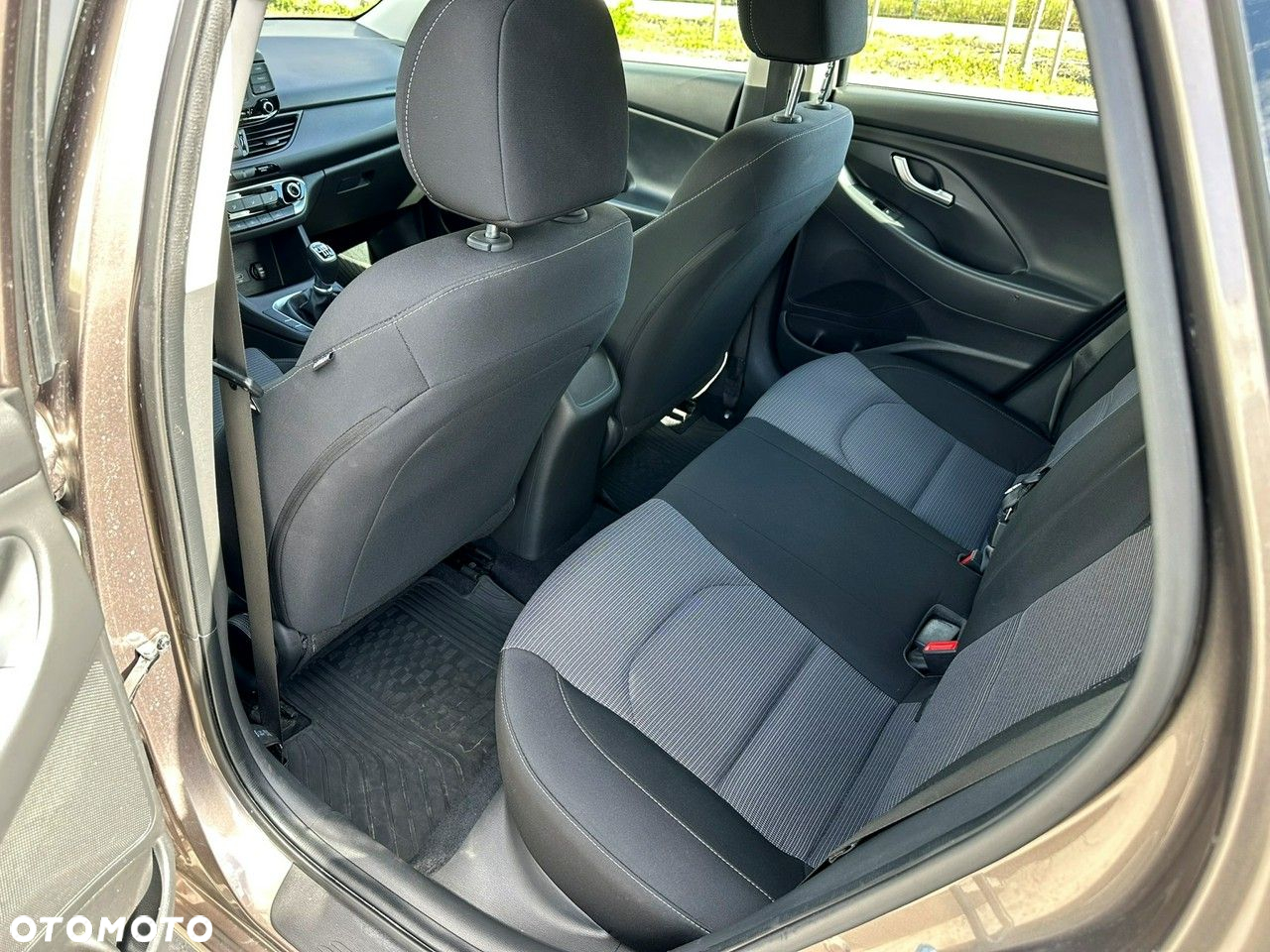 Hyundai i30 1.5 DPI Classic + - 15