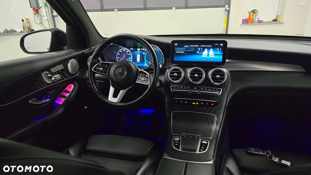 Mercedes-Benz GLC 300 de 4Matic 9G-TRONIC AMG Line Plus - 7