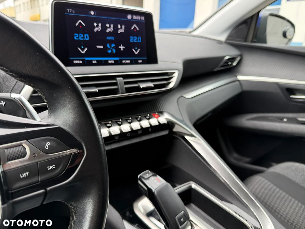 Peugeot 3008 1.5 BlueHDi Active S&S EAT8 - 26
