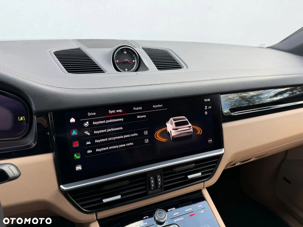 Porsche Cayenne Coupe Platinum Edition - 20