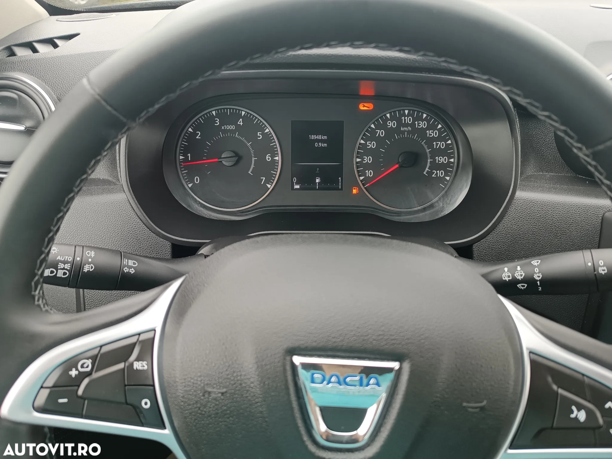 Dacia Duster TCe 130 2WD GPF Comfort - 6