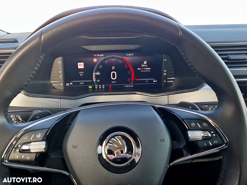 Skoda Superb 2.0 TDI DSG Ambition - 19