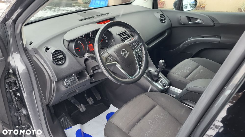 Opel Meriva - 9