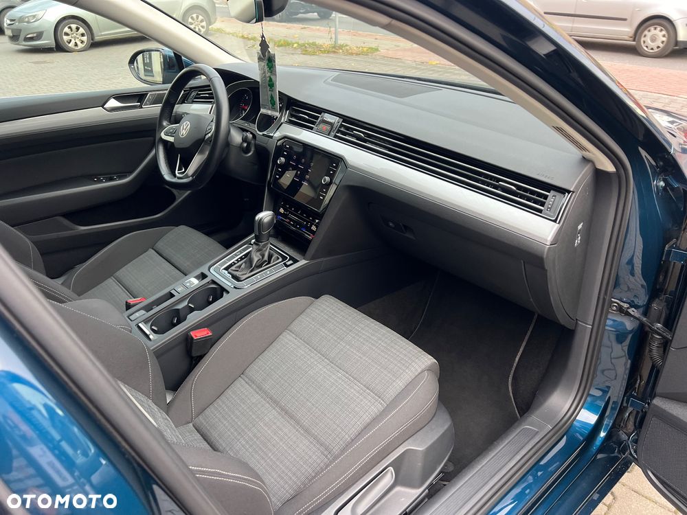 Volkswagen Passat ver-2-0-tdi-business-dsg - 19