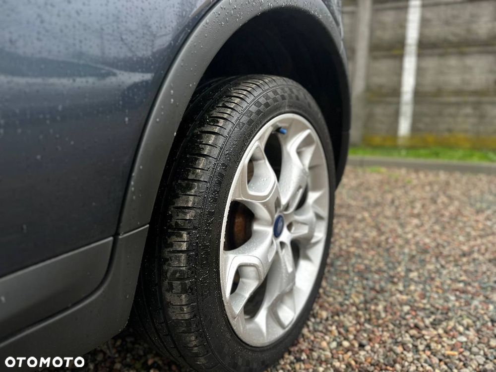 Ford Kuga 2.0 TDCi 4x4 Titanium - 10