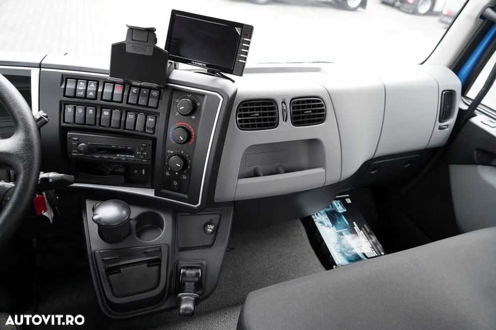 Renault D 240 / RETARDER / ȘASIU 6 M / NOU-NOUȚ / NEUTILIZAT - 31