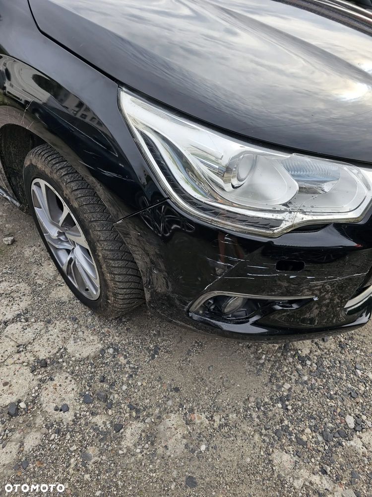 Citroën DS4 1.6 e-HDi SoChic MCP - 8