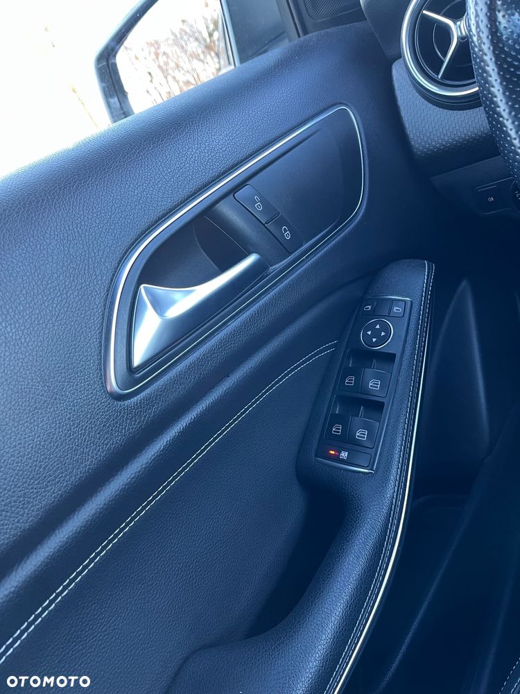 Mercedes-Benz Klasa A 180 - 7