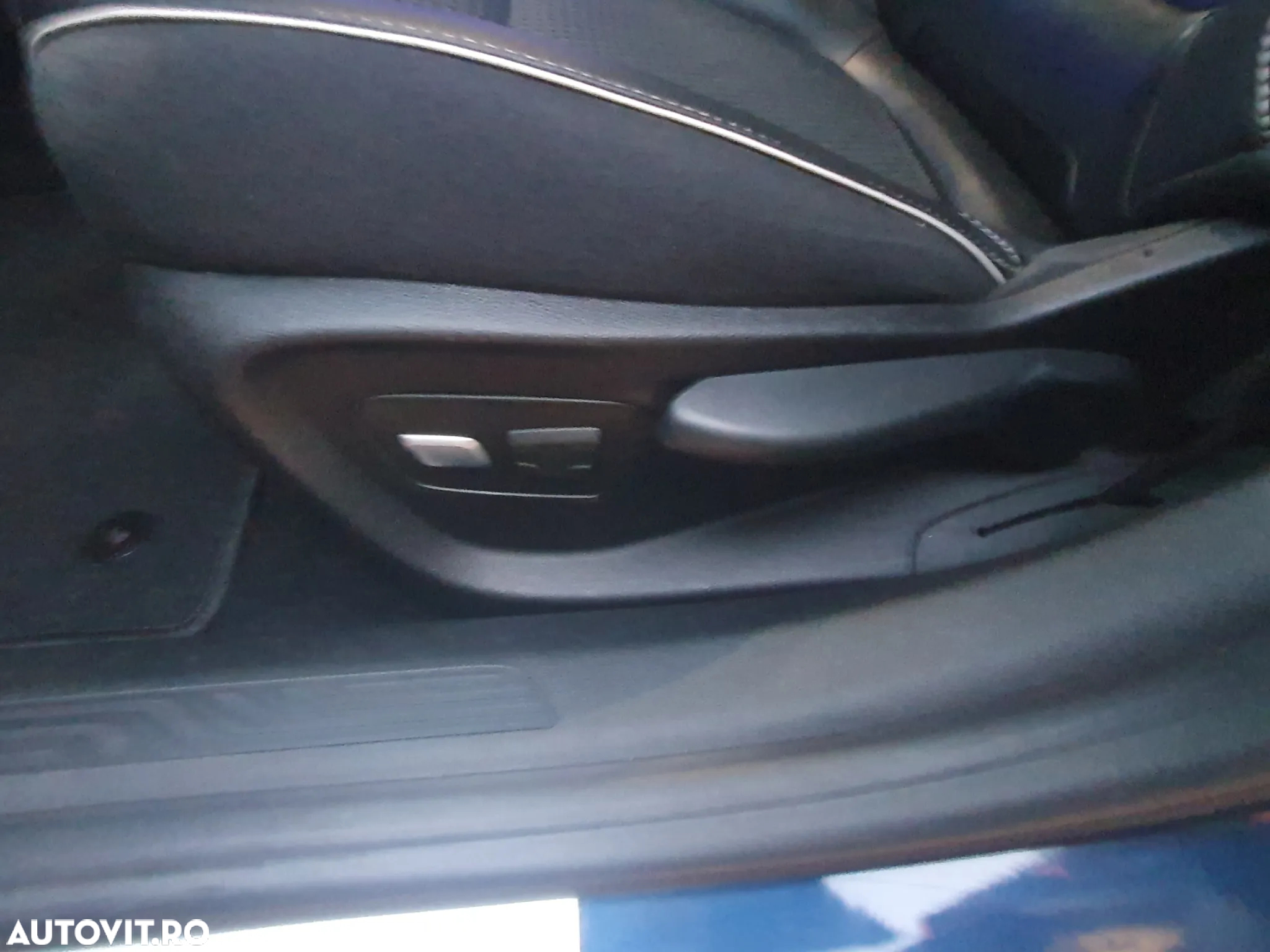 Renault Megane ENERGY dCi 130 BOSE EDITION - 13