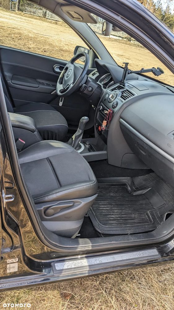 Renault Megane 1.6 16V 110 Dynamique - 5