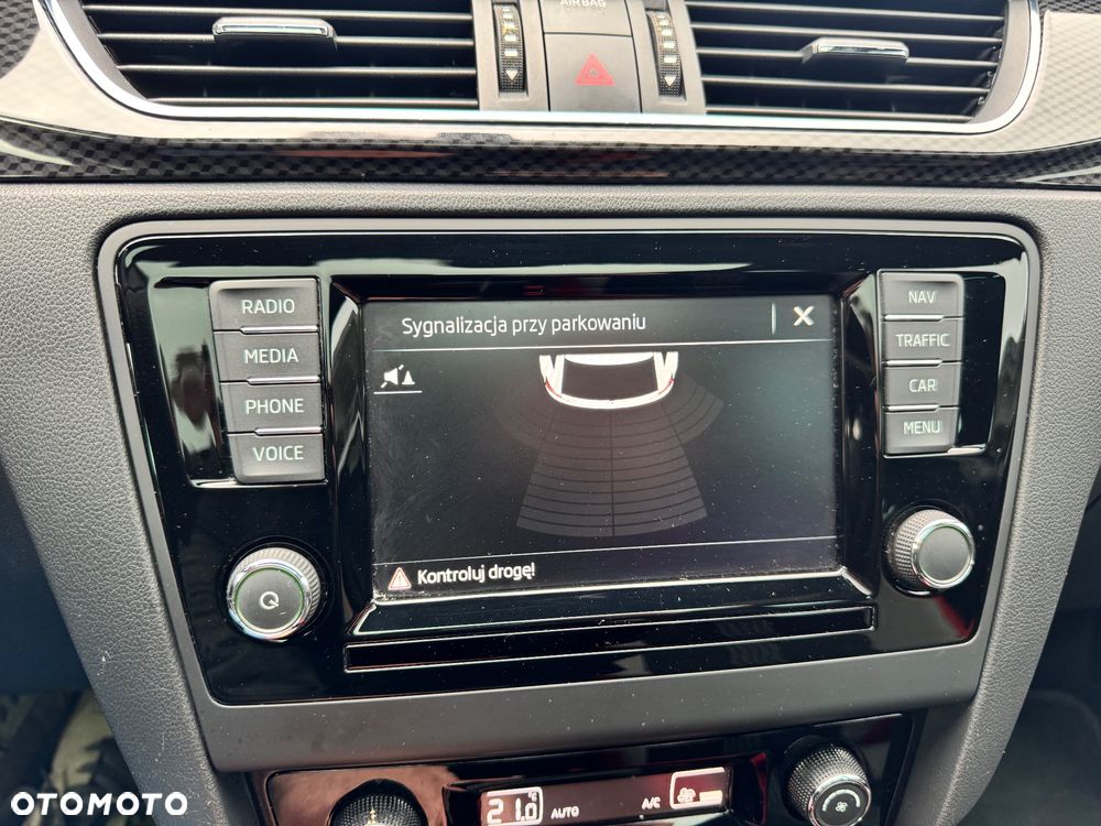 Skoda RAPID 1.0 TSI Monte Carlo - 28