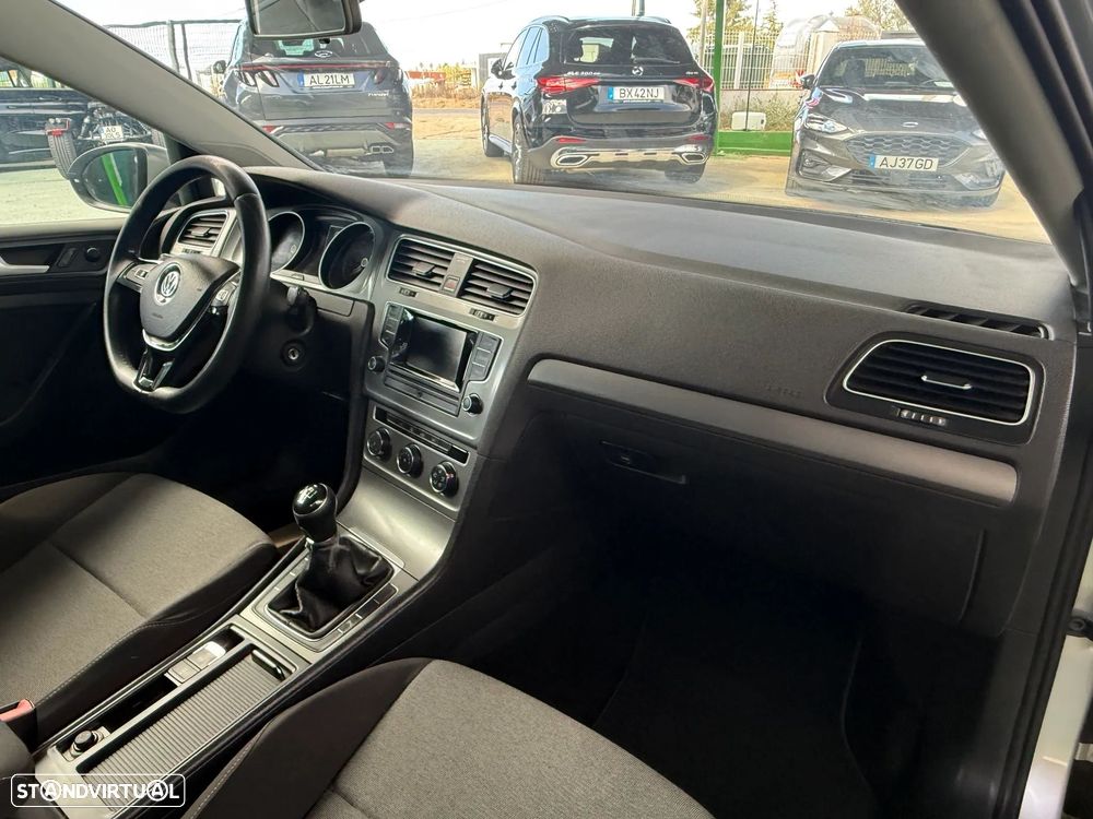 VW Golf Variant 1.6 TDi Trendline - 19
