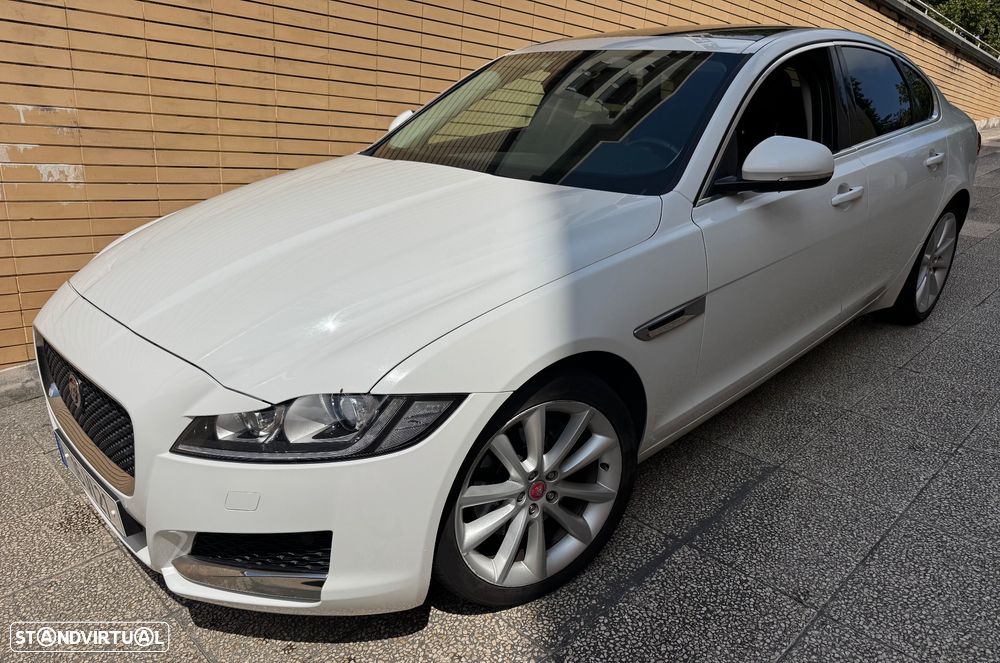 Jaguar XF 2.0 D Prestige AWD Aut. - 5