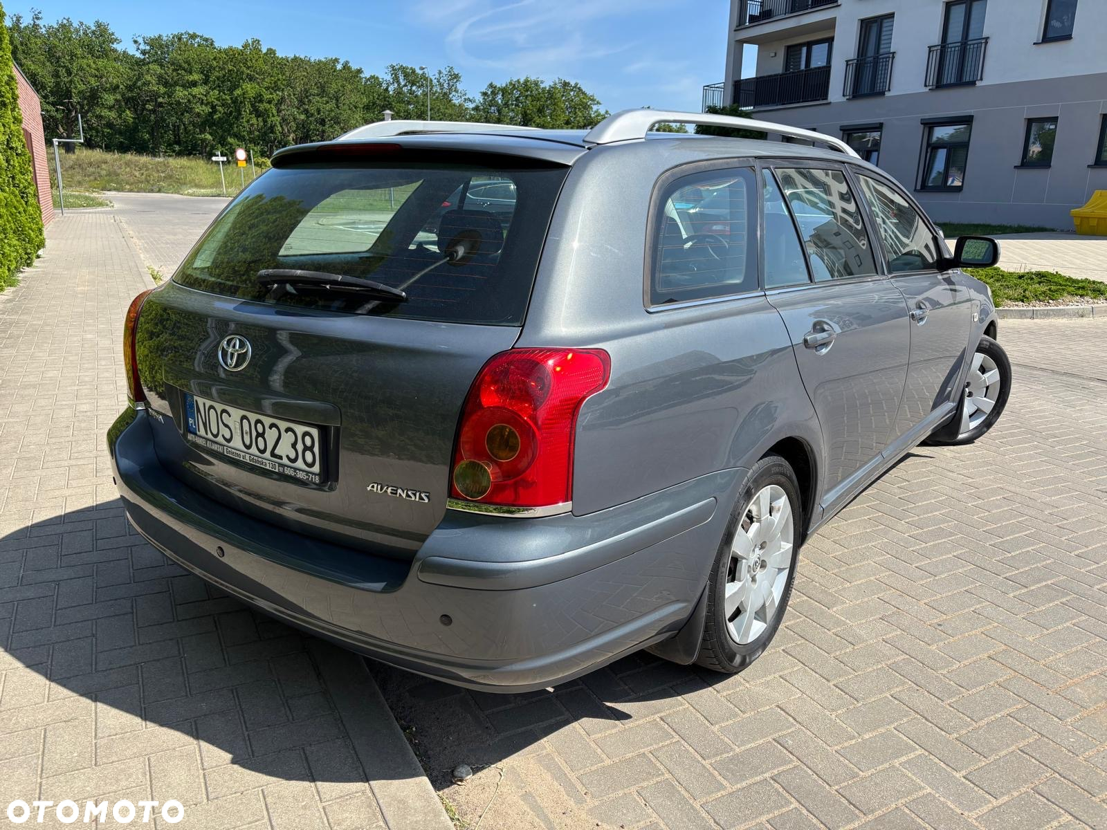 Toyota Avensis - 6
