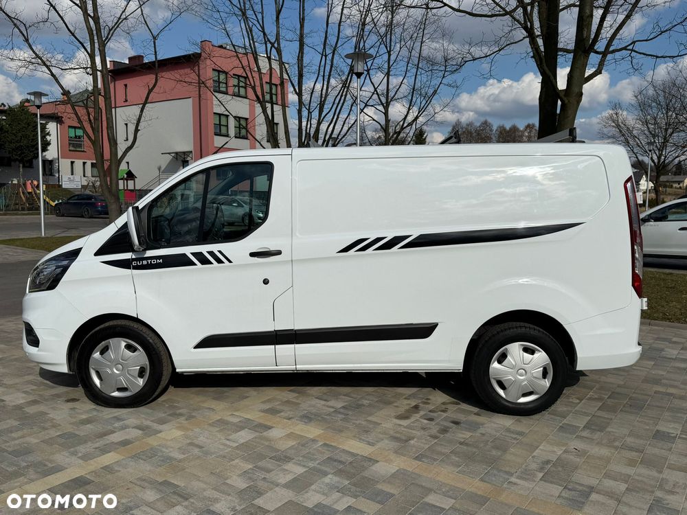 Ford Tranzit Custom - 14