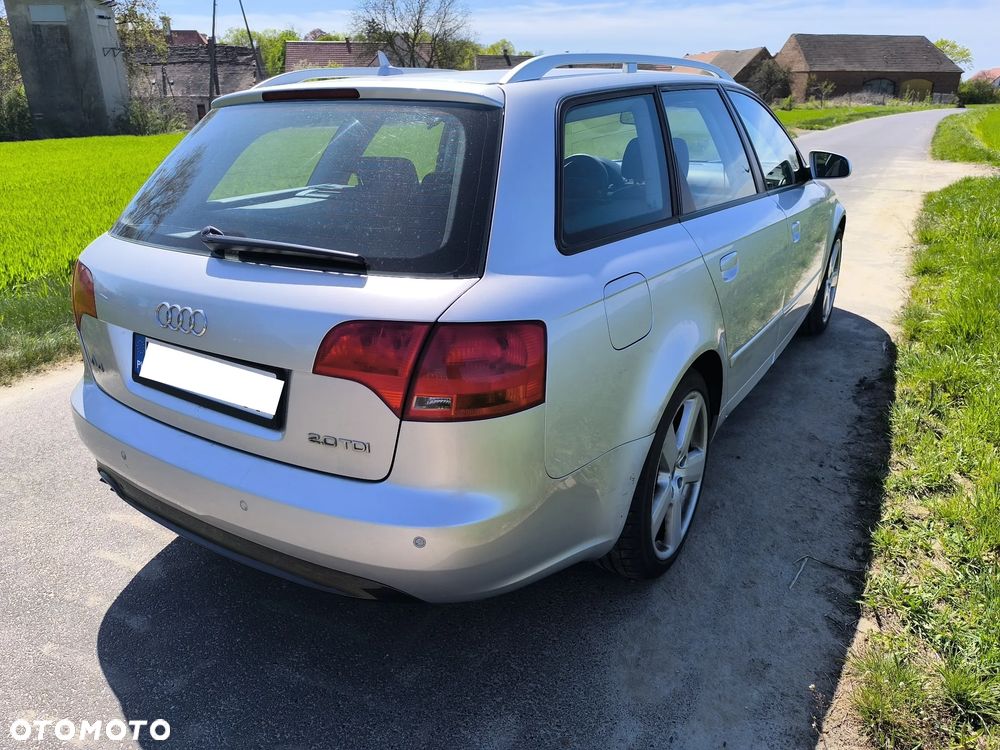 Audi A4 Avant 2.0 TDI - 4