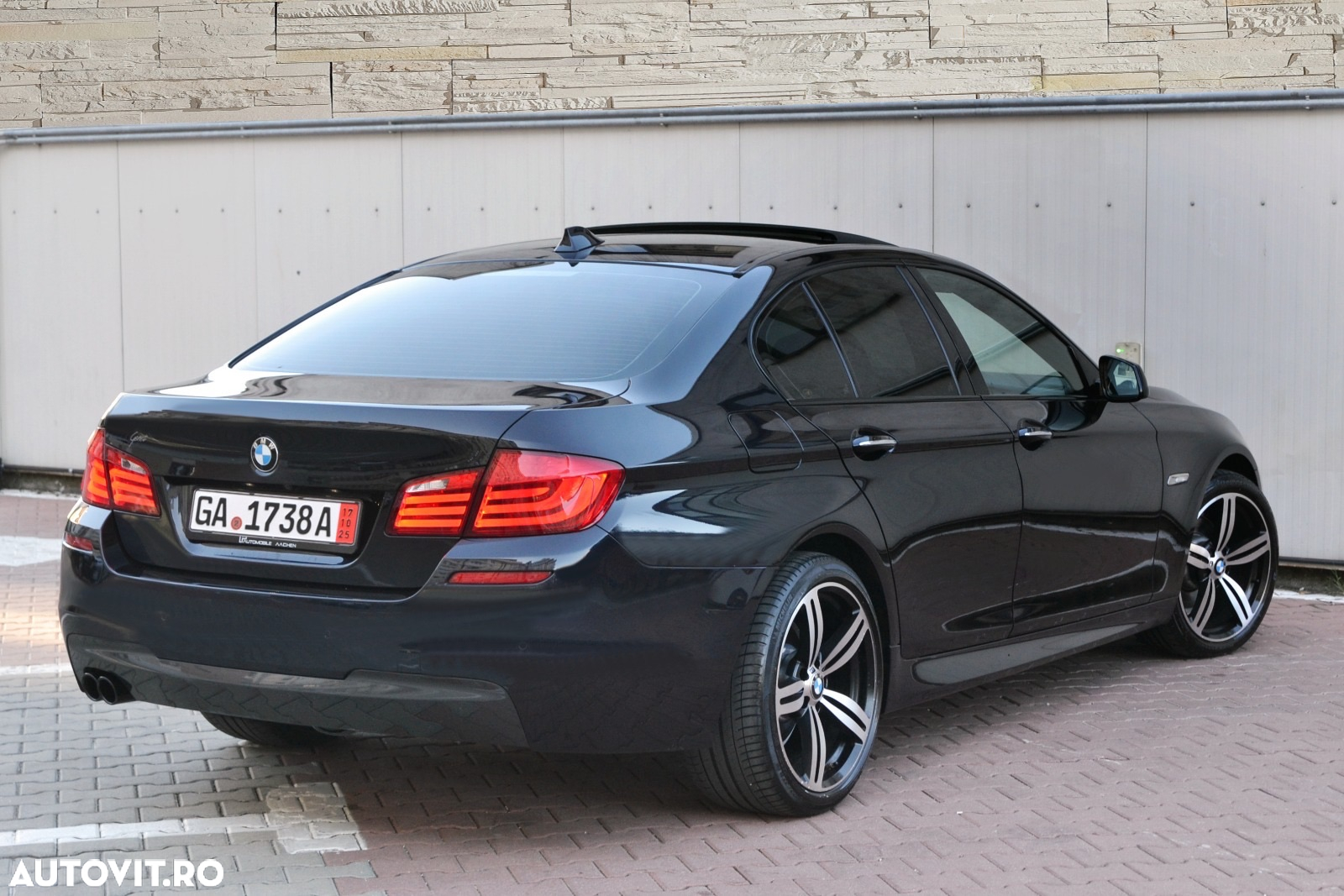 BMW Seria 5 520d xDrive - 6
