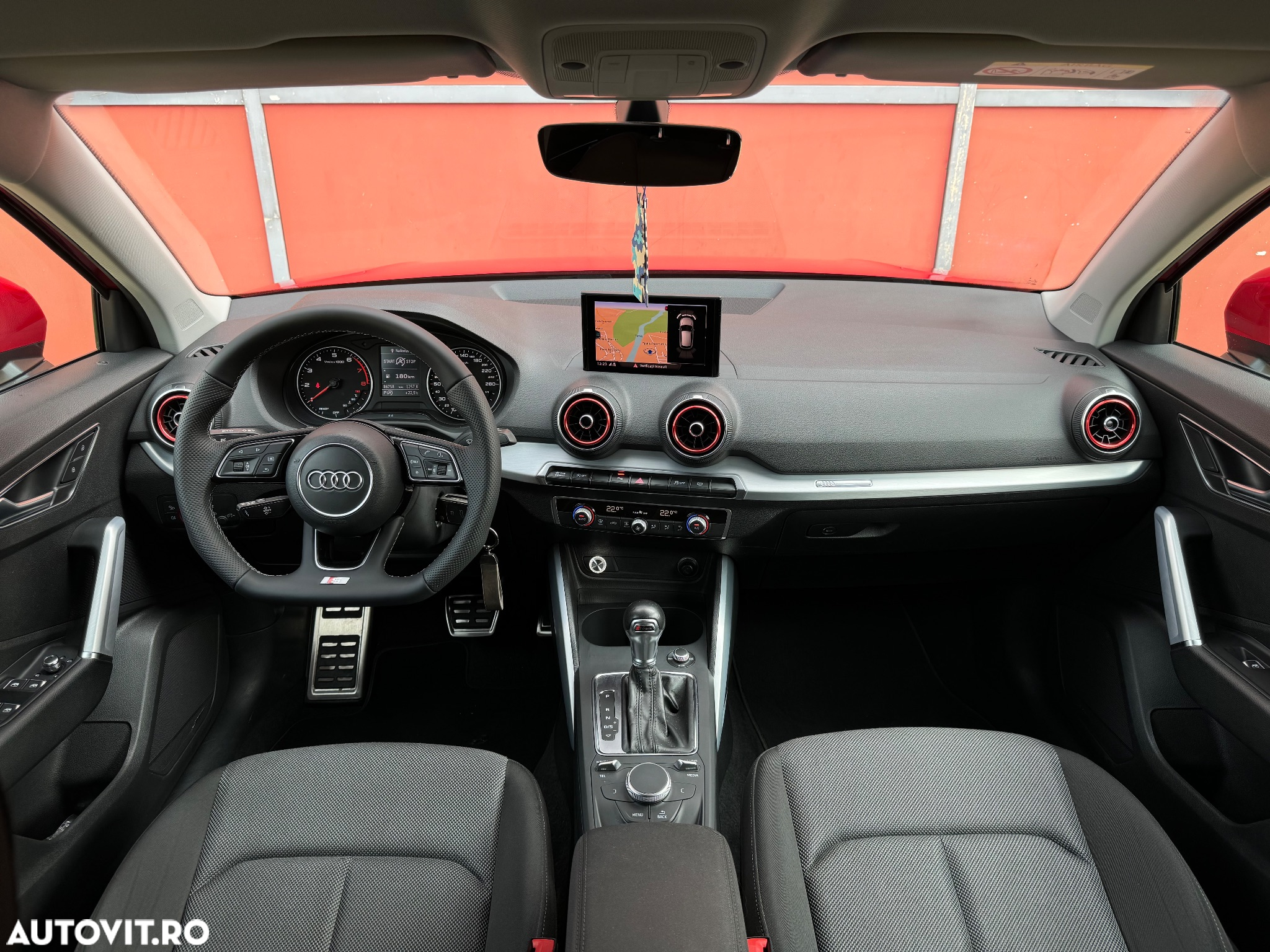 Audi Q2 30 TFSI S tronic sport - 6