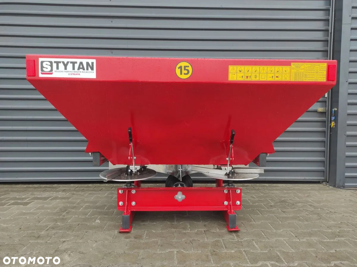 Rozsiewacz nawozu do nawozów Strumyk Tytan 400L 600L 800L 1000L 1200L - 5