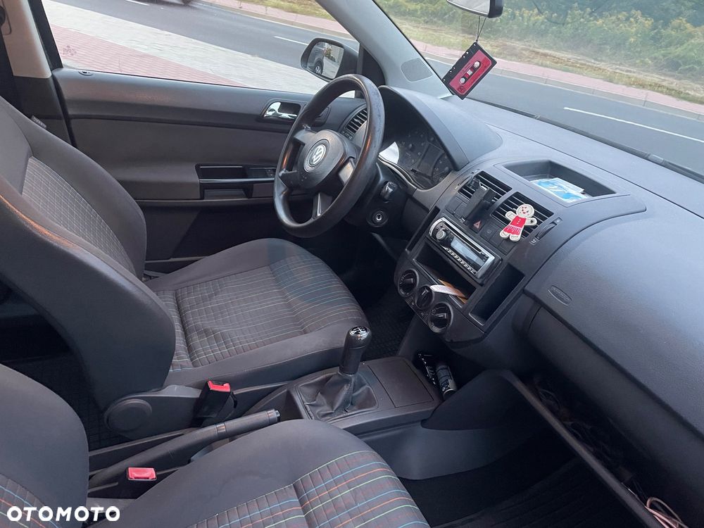 Volkswagen Polo 1.2 12V Comfortline - 4