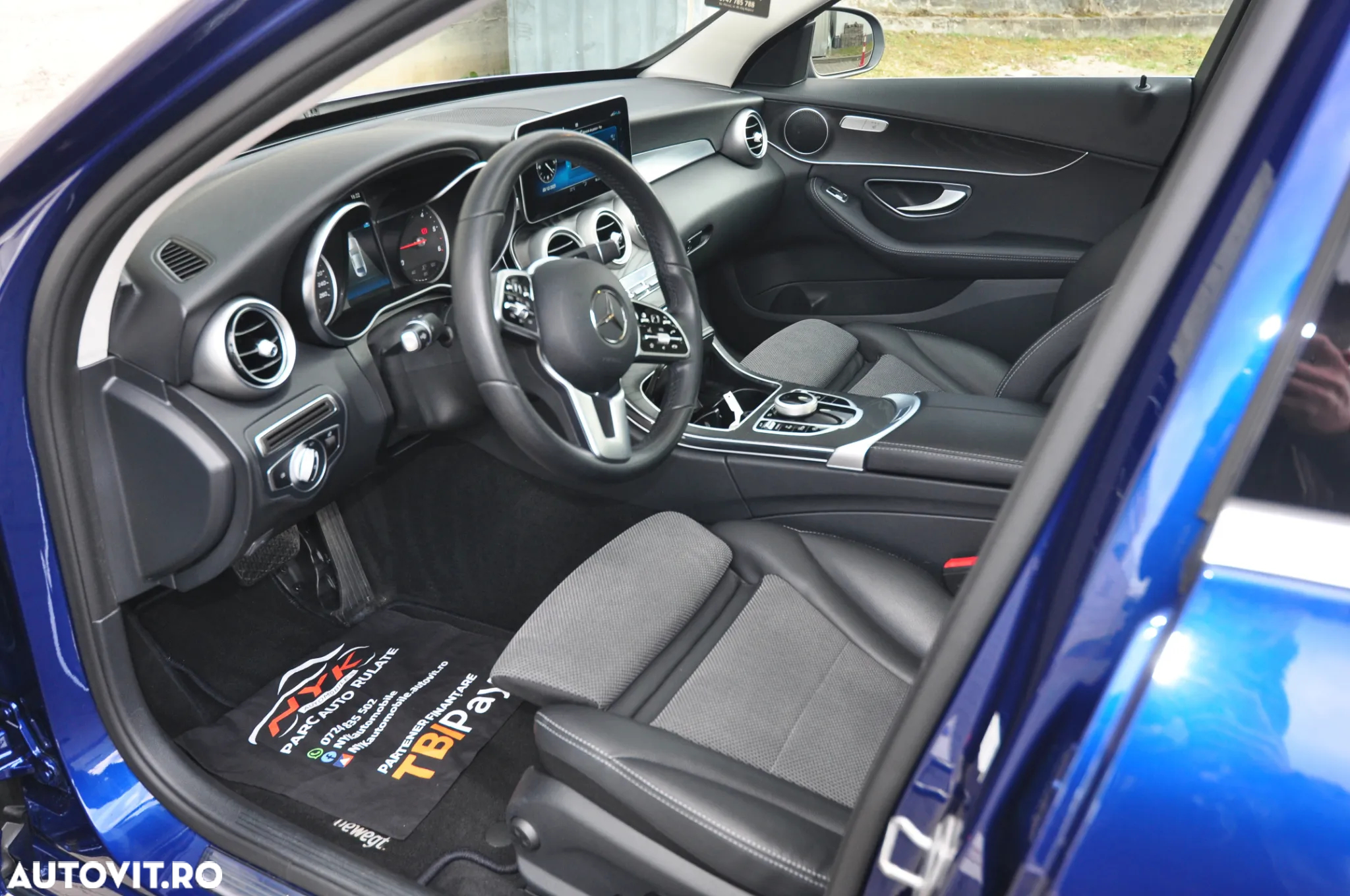 Mercedes-Benz C 220 d 4Matic 9G-TRONIC Avantgarde - 6