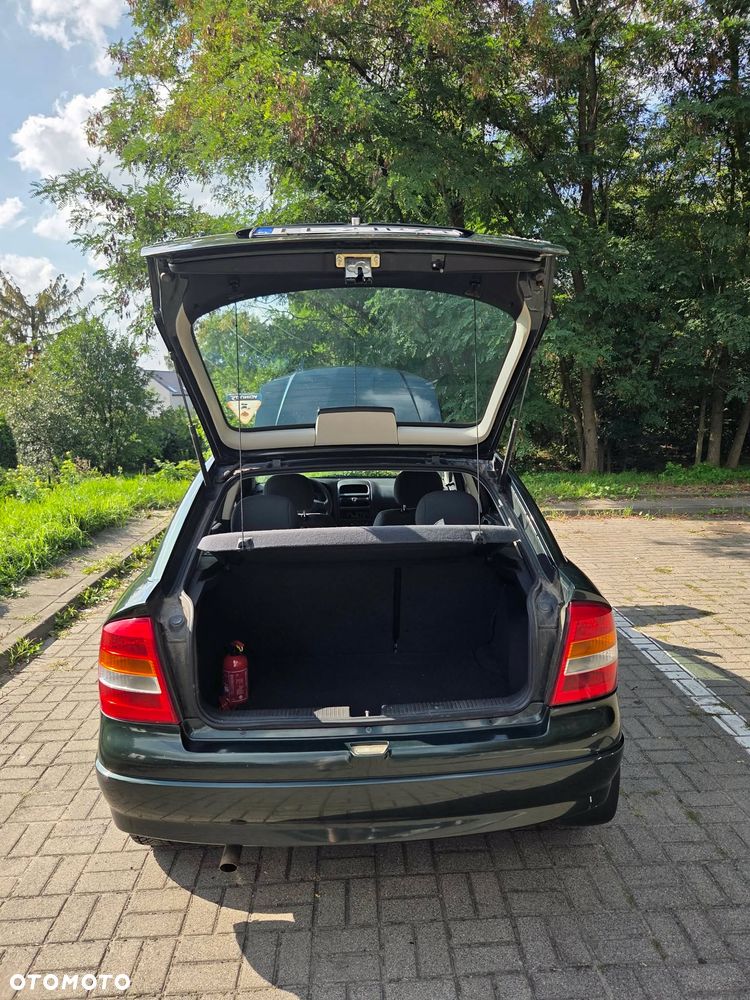 Opel Astra - 15