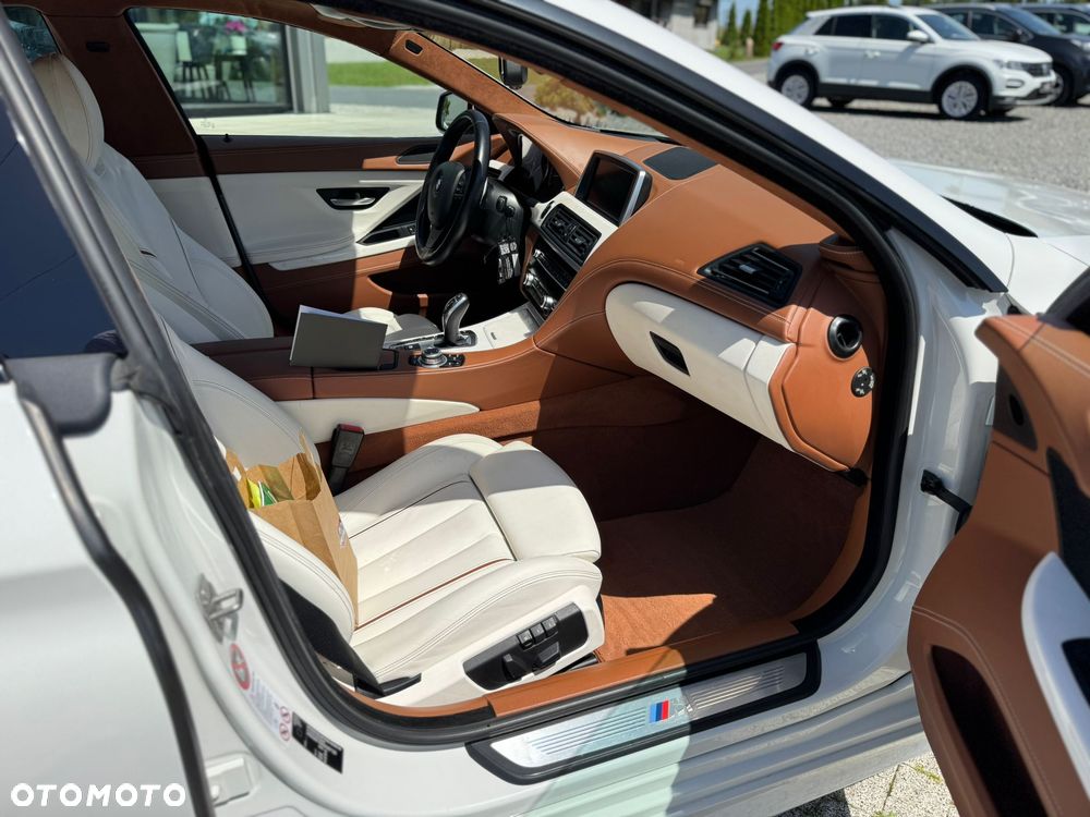 BMW Seria 6 650i xDrive - 13