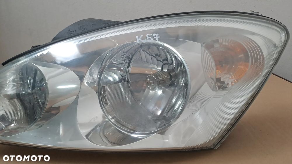 KIA CEED I 06-09 LAMPA LEWA PRZÓD 92101-1H0XX EU - 3