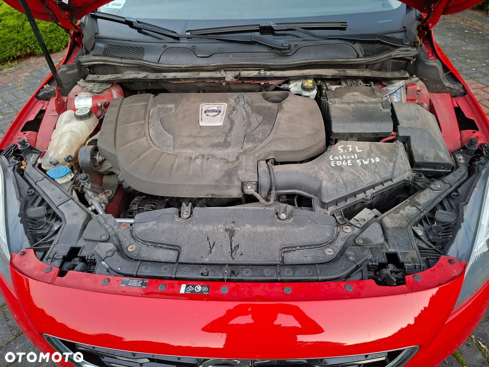 Volvo V40 D3 Momentum - 9