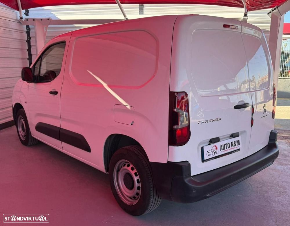 Peugeot PartnerPartner - 9