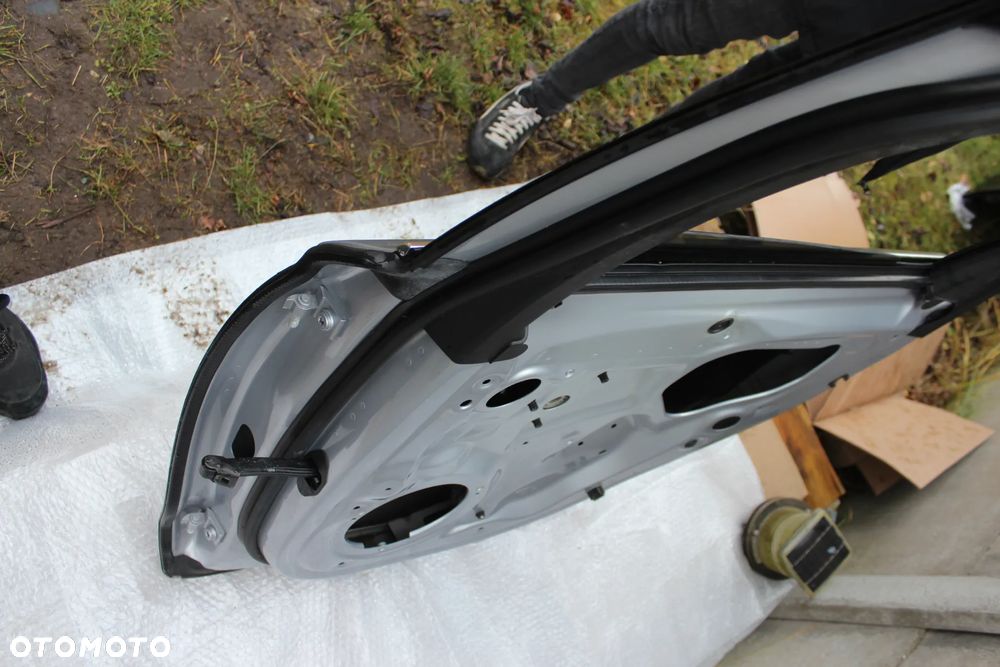 DRZWI TYLNE PRAWE AUDI A6 C7 AVANT AUDI ALLROAD LX7W 2015 - 21