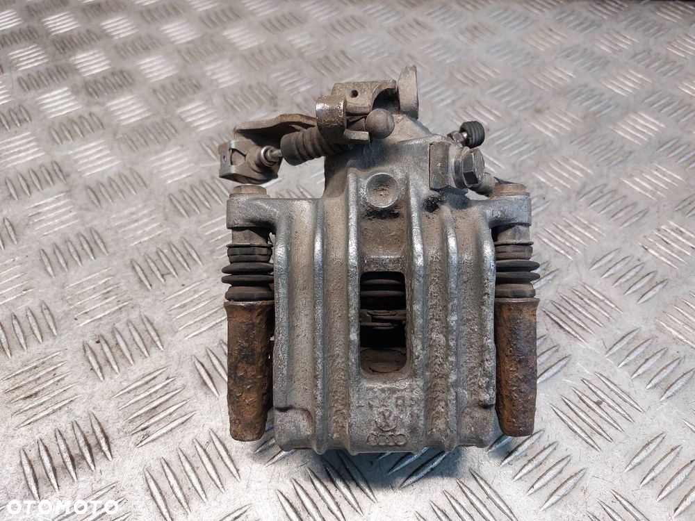 ZACISK HAMULCOWY LEWY TYŁ + PRAWY TYŁ SKODA FABIA I - 5