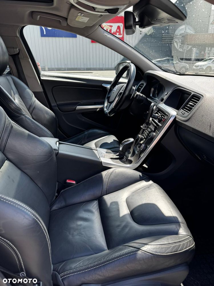 Volvo S60 2.5 T5 - 12