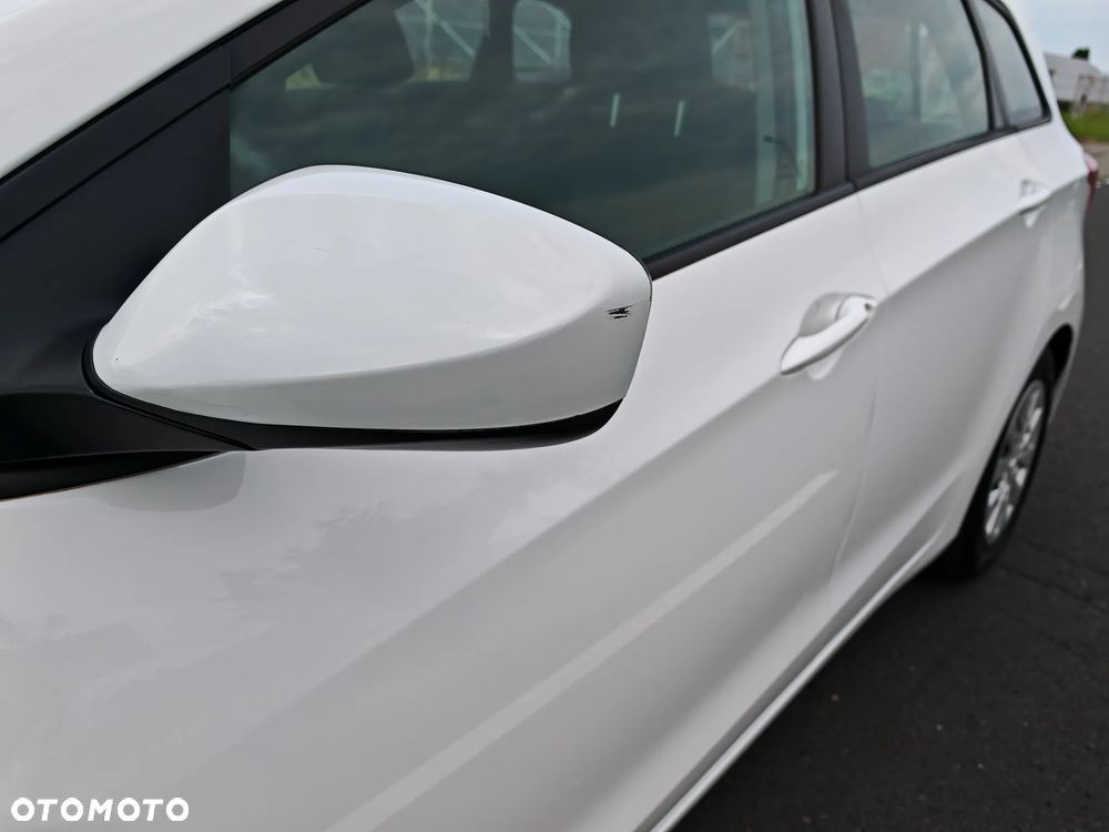 Hyundai i30 1.4 Classic - 16