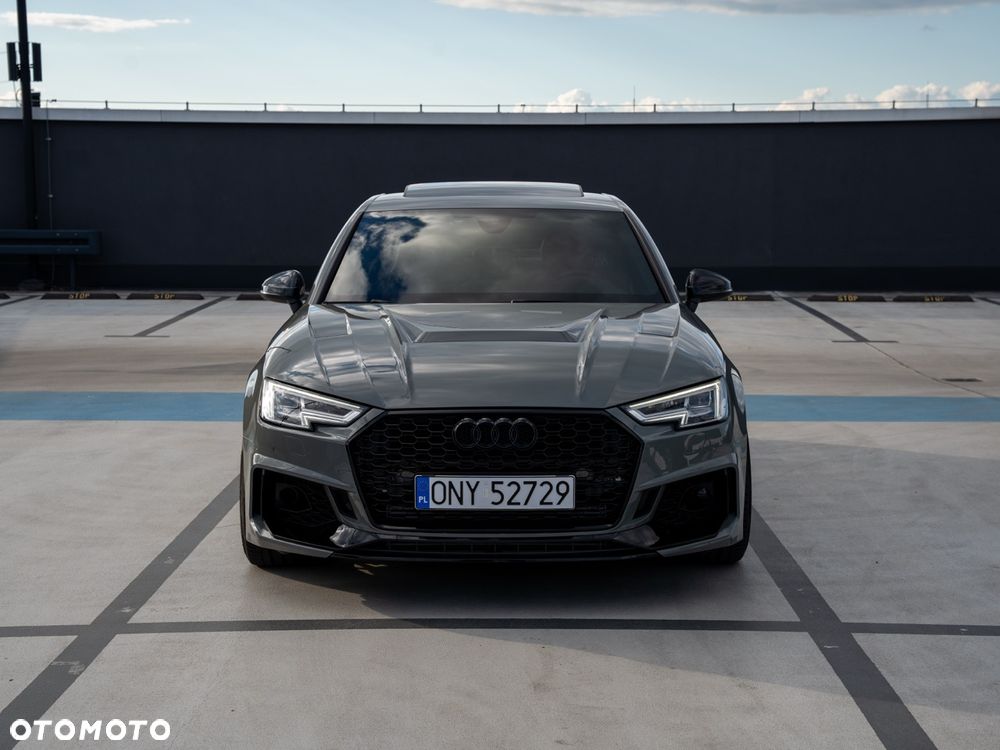 Audi S4 Limousine - 1